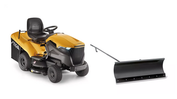 Traktor ogrodowy z koszem Stiga Estate 7102 W + pług śnieżny