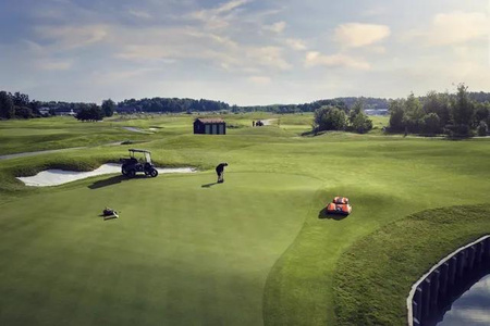 Robot koszący Husqvarna CEORA™ 546 EPOS™ / RZ 43L / CS4