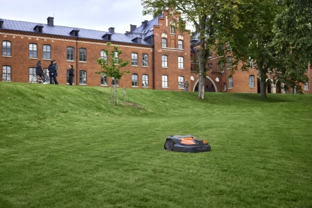 Robot koszący HUSQVARNA AUTOMOWER® 560 EPOS®