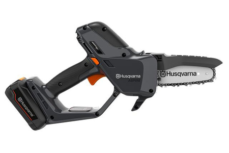 Husqvarna Aspire™ PE5-P4A Podkszesywarka Minipilarka z wysięgnikiem zestaw z akumulatorem 4 Ah