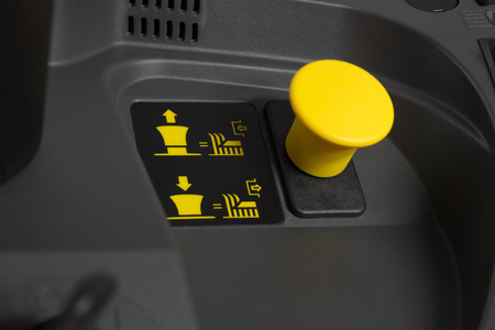 Traktor ogrodowy z koszem Stiga Estate 7102 W