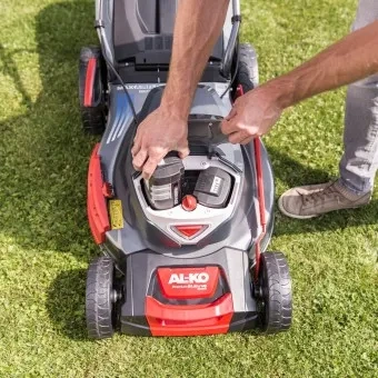 Kosiarka akumulatorowa AL-KO 512 Li VS-W (Zestaw)